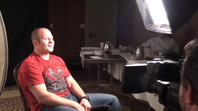 Fedor and Gegard Mousasi M-1 Global V-Blog 6/6/09 смотреть онлайн