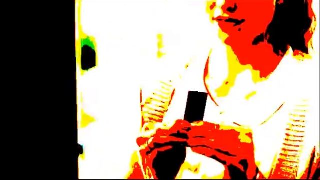 KitKat commercial but every bite is earrape смотреть онлайн