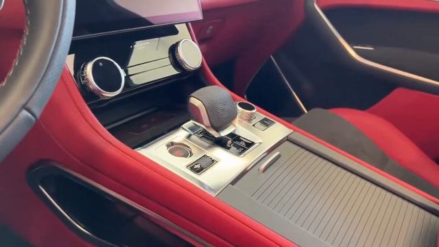 2022 Jaguar F-Pace SVR at Jaguar Parsippany - Parsippany, New Jersey смотреть онлайн