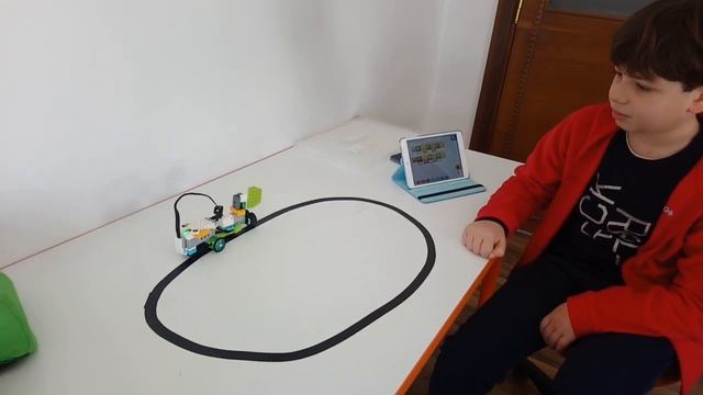 Line Follower Fish (Can Doruk) Robotik ve Kodlama Lego Wedo 2.0 смотреть онлайн
