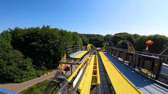 Lost Gravity front-seat on-ride 4K 60fps POV Walibi Holland (2023) смотреть онлайн