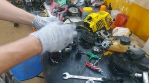 кап ремонт стучащего двигателя триммера HUTER 2500s