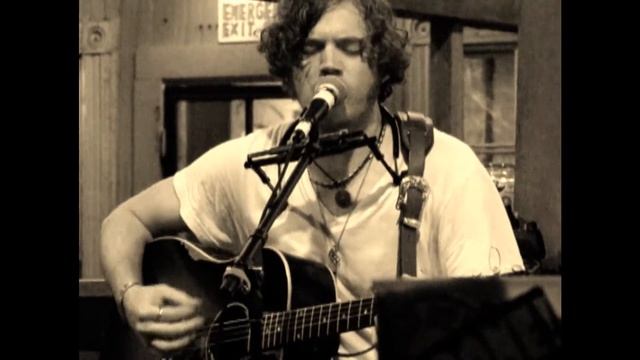 Gruene Hall with Lincoln Durham.wmv смотреть онлайн