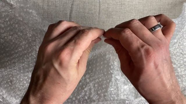 #ASMR | Squishing Bubblewrap 🛁 | #NoTalking | Popping bubbles with a rolling pin смотреть онлайн