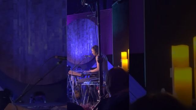 Mac Demarco - Frozen Clowns (live) 2022 смотреть онлайн