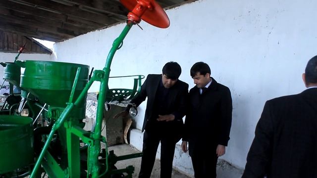 Техникахои кишоварзи дар Хисор ба кишт омода мешаванд! смотреть онлайн