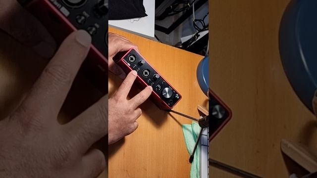 Unpacking Brand New Focusrite Scarlett 2i2 3rd Generation Audio Interface смотреть онлайн