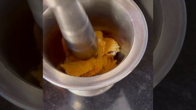 Lays wali Mac & Cheese!! смотреть онлайн