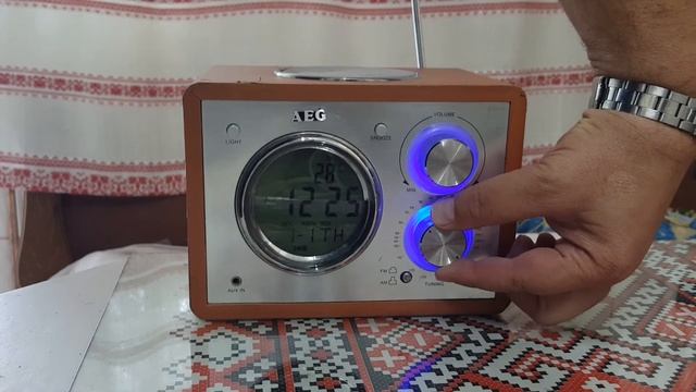 Radio Cu Ceas- Termometru Stationar AEG MR4104 (Germania)