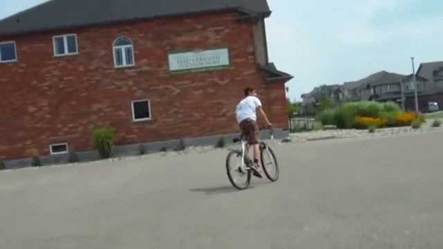 Beanvlogger - DONUTS AND FRAPS(03/08/2010) смотреть онлайн