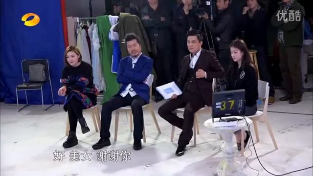 Wall Motor "chăm sóc mẹ" Great - Ju Jing Yi Li Yi Tong Lynn Ý смотреть онлайн