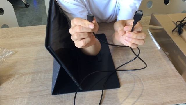 MT-15B Portable Monitor Unboxing. смотреть онлайн