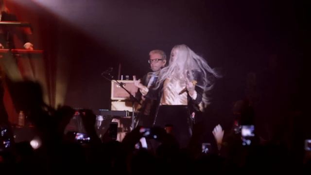 Kesha - Woman (Live Video) смотреть онлайн