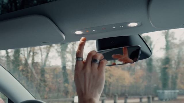 On a essayé la TESLA MODEL 3 améliorée : vraiment si EXCEPTIONNELLE ? смотреть онлайн