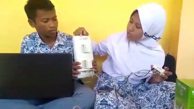 Membuat Pemancar WiFi mudah dengan TP Link WA7210N edisi F0103 смотреть онлайн