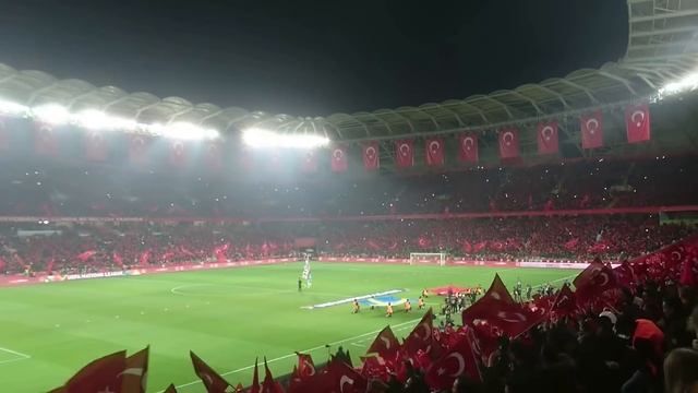 Türkiye-İsveç Milli Takım Maçı Öncesi Mehteri Verince 💪 смотреть онлайн
