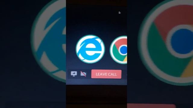 Microsoft Edge Vs Google Chrome Weird ass debate смотреть онлайн