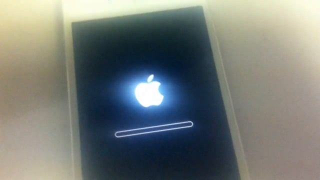 iPhone 4 "Waiting for iPhone" while trying to restore with itunes смотреть онлайн