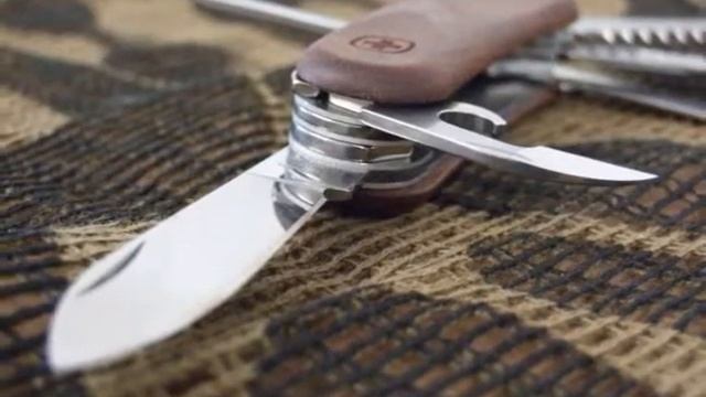 Wenger EvoWood 17 смотреть онлайн