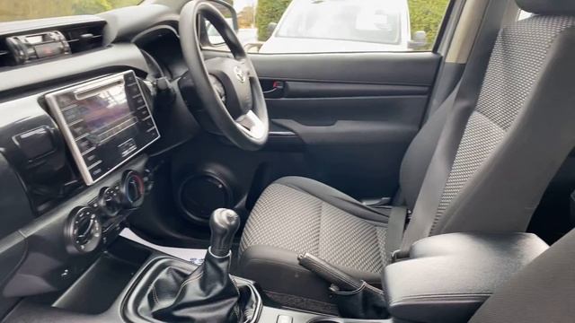 SOLD....FOR SALE; 2018 68 Toyota Hilux 2.4 D-4D Active Double Cab Pickup 4WD EU6 4dr (3.5t) смотреть онлайн