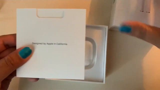 NEW AirPods 2 Wireless Charging Case Unboxing | AirPods 2 смотреть онлайн