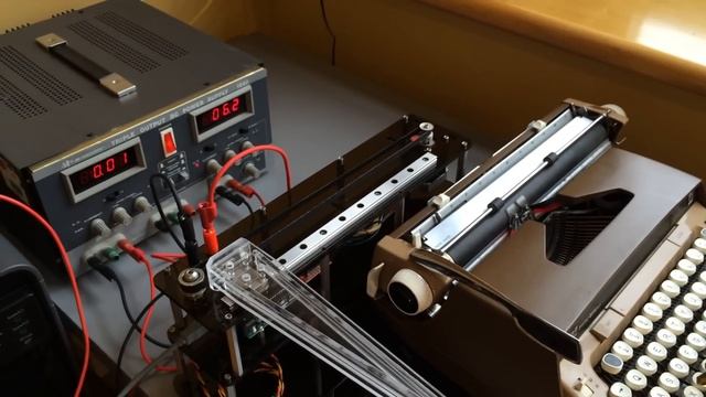 Automated Voice Recognition Typewriter смотреть онлайн
