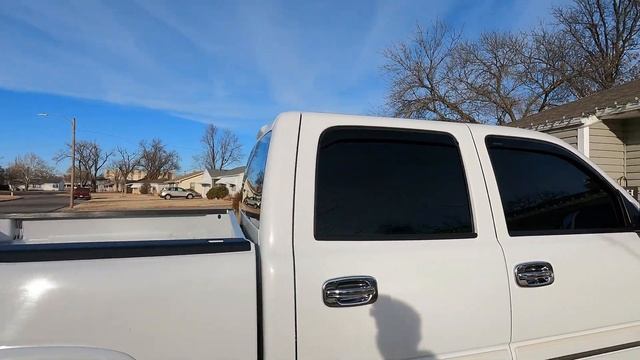 HOW TO INSTALL WEATHER TECH SIDE WINDOW GUARDS смотреть онлайн