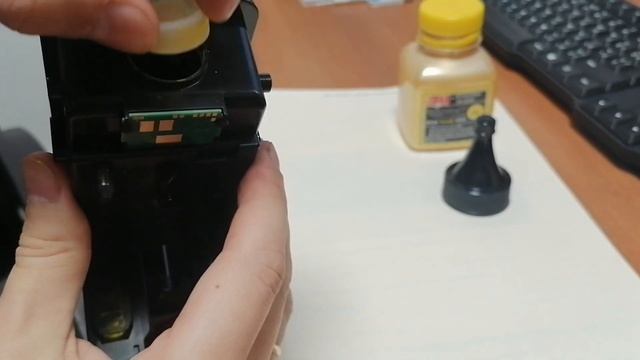 Как заправить картридж Kyocera TK 5240 смотреть онлайн