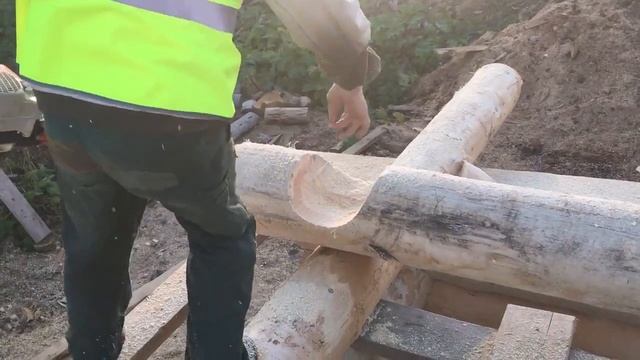 Изготовление сруба с соединением "в чашу" смотреть онлайн
