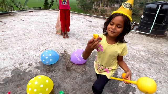 Outdoor fun with Balloons and learn colors for kids Episode - 43 смотреть онлайн