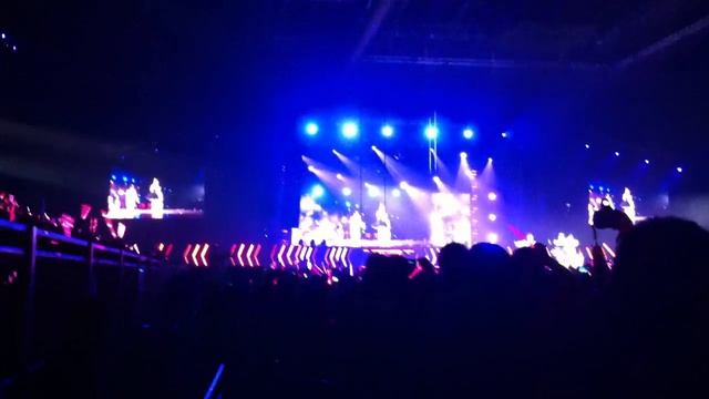 [fancam] Seohyun solo HK concert 15/1/12 смотреть онлайн