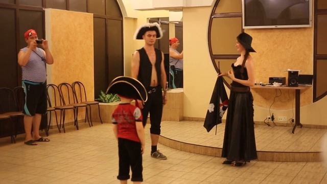 Посвящение в пираты на Тортуге