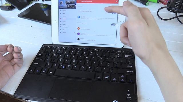 1byone Bluetooth Keyboard смотреть онлайн