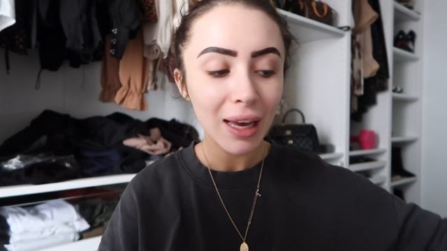 DECORATING FOR CHRISTMAS 🎄 + DYING MY EYEBROWS смотреть онлайн