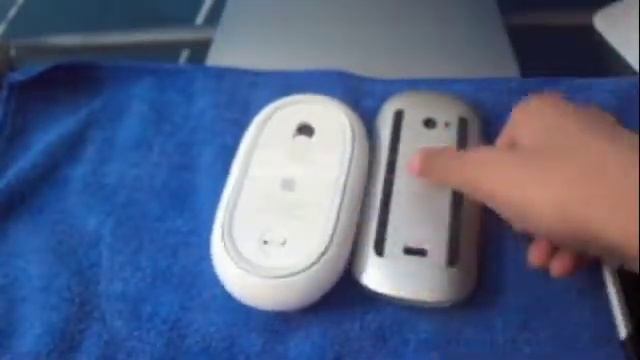 Magic Mouse VS. Mighty Mouse смотреть онлайн