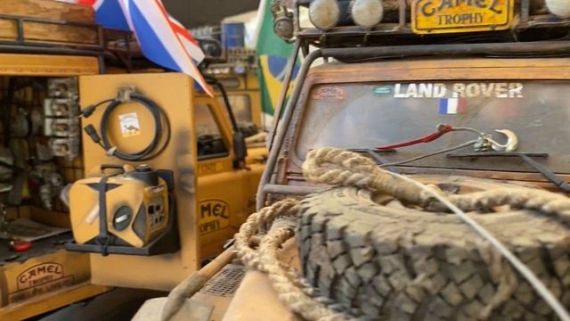 EPIC builds.......CAMEL TROPHY! смотреть онлайн