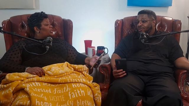 #MWTM | New Year's Crazy Traditions | Throw the chair out the window! смотреть онлайн