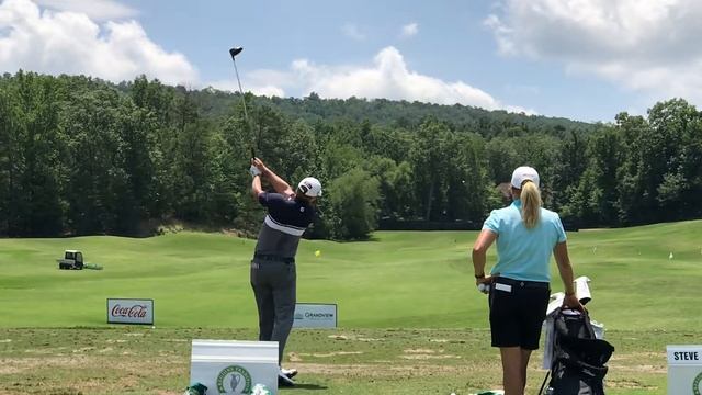 Steve Stricker Driver on Range at Regions Tradition - Greystone Country Club смотреть онлайн