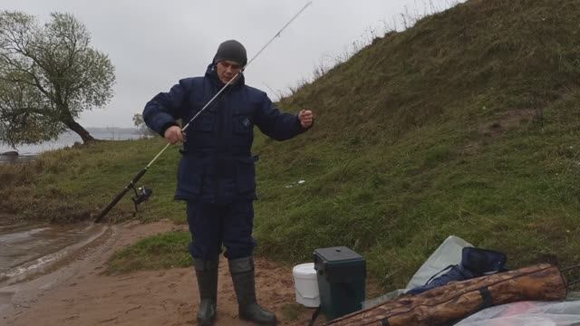 НАЛИМ НА ДОНКИ В ДОЖДЬ | ОСНАСТКА НА НАЛИМА смотреть онлайн