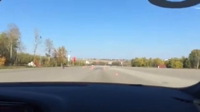 Экстренное торможение и уход от препятствия :D смотреть онлайн