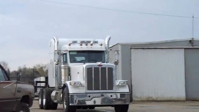 2013 PETERBILT 389 смотреть онлайн