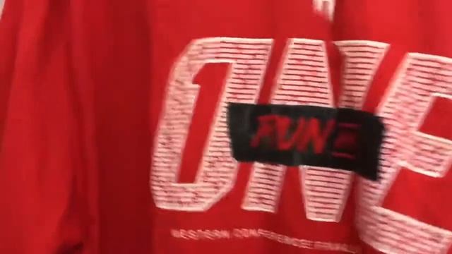 Finding Supreme and BAPE at the Thrift Store!!! | Vlog #3 смотреть онлайн