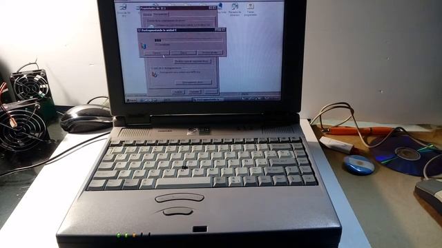 Laptop Toshiba Satellite 4010 cds hard disk defrag windows 98 смотреть онлайн