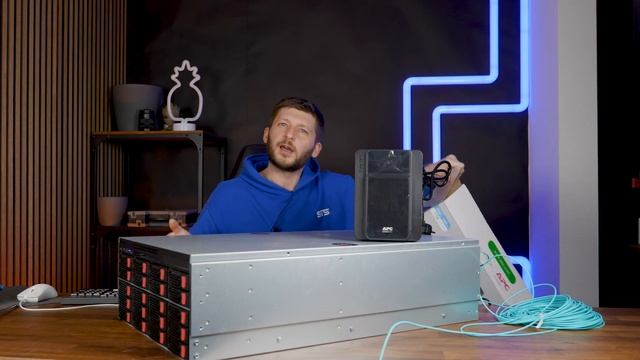 Let's Build A DIY 400 TB Server - Glorified Battery Pack - Episode 10 смотреть онлайн