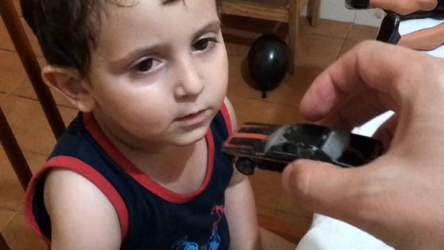 Rafinha e seu Dodge Demon Hot Wheels смотреть онлайн