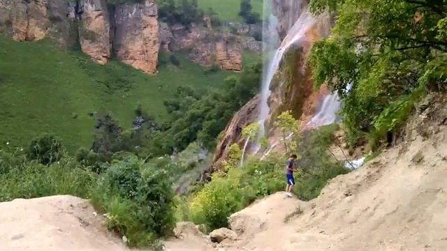 Царский водопад Гедмишх. Мото-экспедиция смотреть онлайн