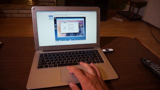 $200 Macbook Air from China! EZBook 2 runs OSX смотреть онлайн