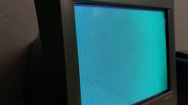Well, THAT's not good (Windows XP PC retro gaming build goes wrong) смотреть онлайн