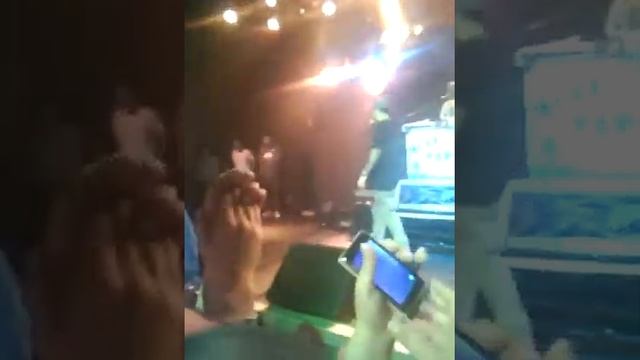 Wake Up / Beautiful People - Mac Miller Live смотреть онлайн