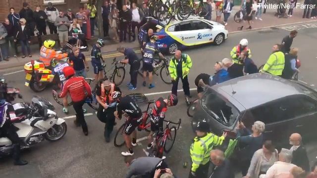 Tour of Britain cyclist crashes into rear window of a car parked in a disabled spot смотреть онлайн